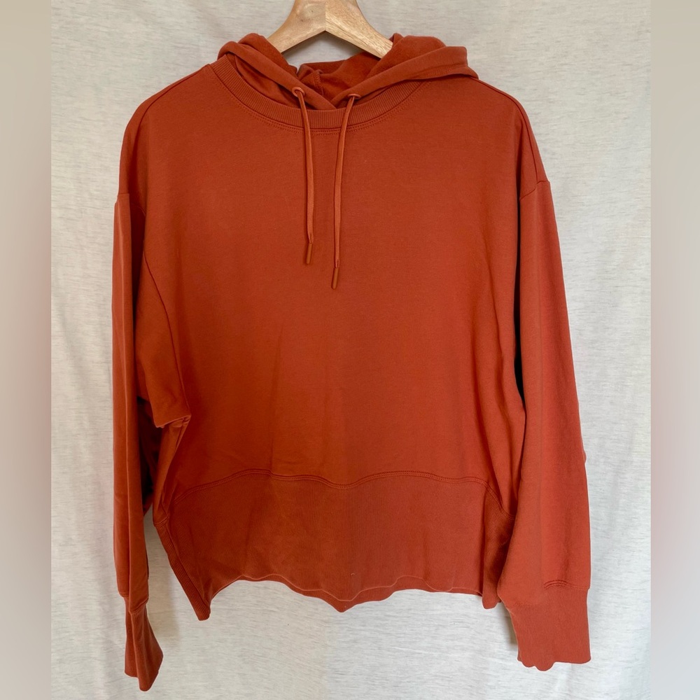MTA Sport Loose Fit Hoodie Sweatshirt – X Large / Orange